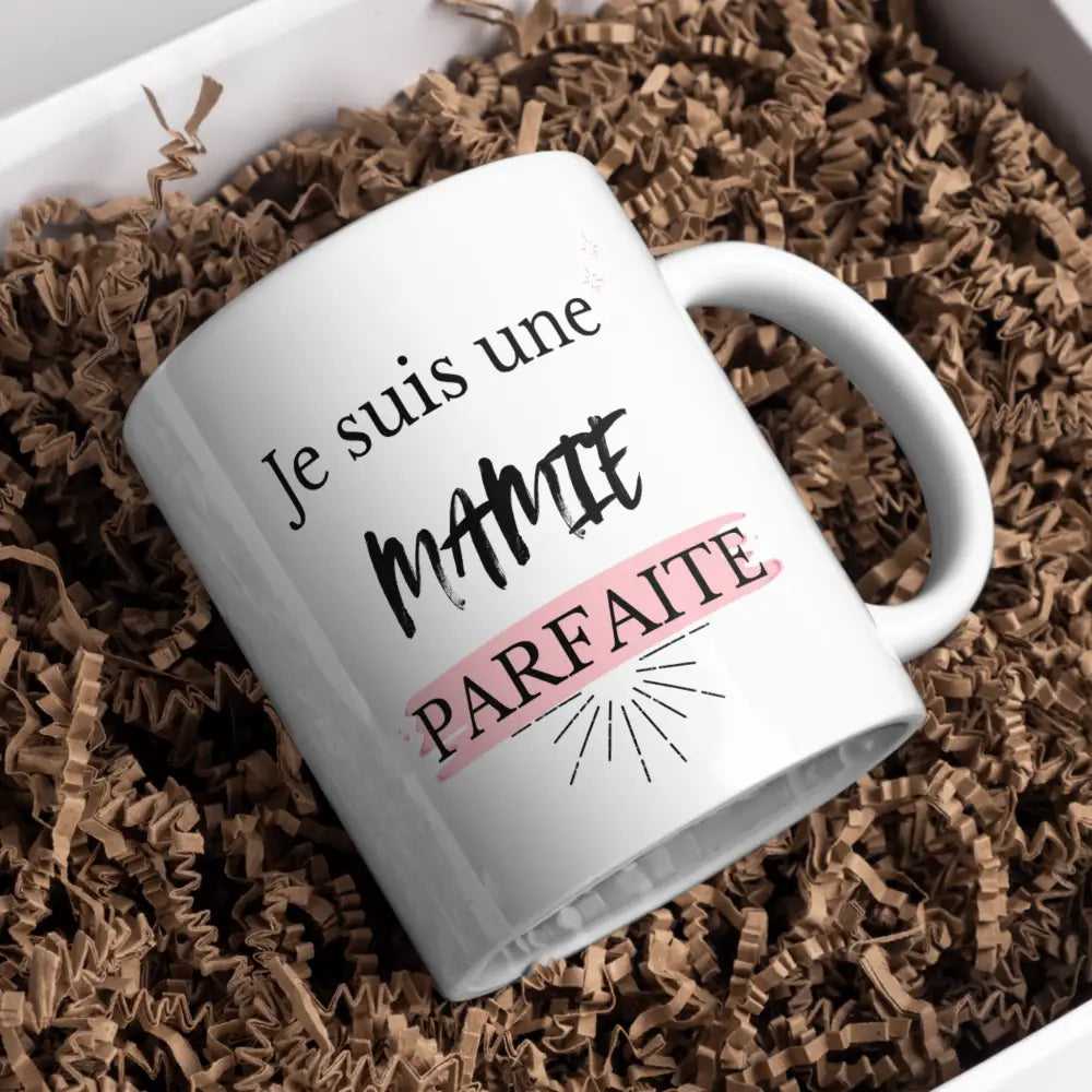 Tasse cadeau mamie vue de face — mug grand-mère floral céramique 330 ml nord de France