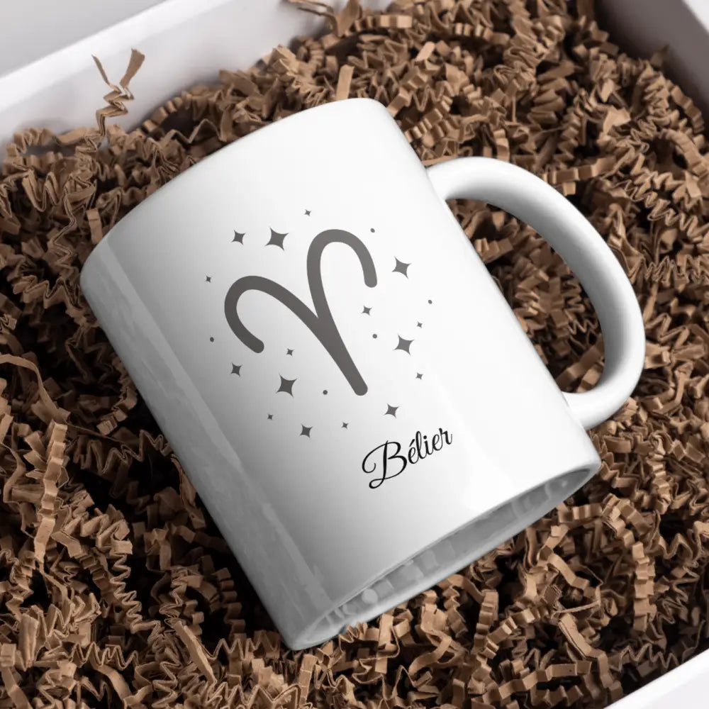 Tasse Bélier vue de face — mug astrologie design minimaliste céramique 330 ml Nord de France